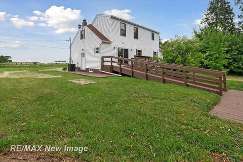 A home in Buena Vista Twp