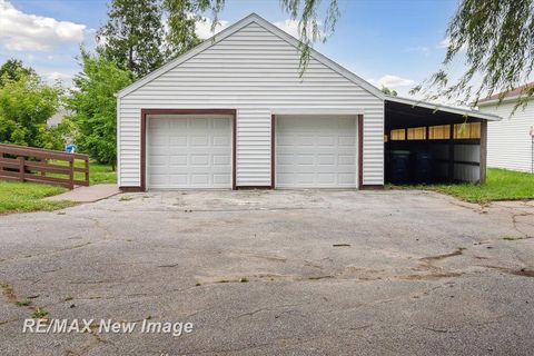 A home in Buena Vista Twp