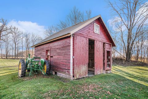 A home in Weesaw Twp