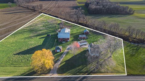 A home in Weesaw Twp