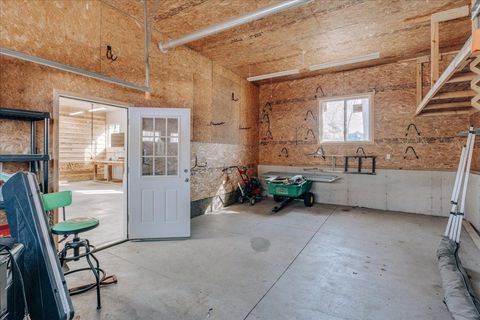 listing image 49