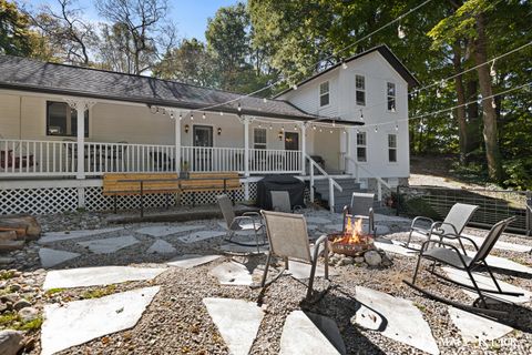 A home in ManliusTownship_Allegan