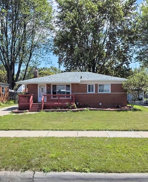 A home in Warren