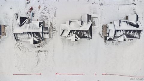 A home in NoviCity_Oakland