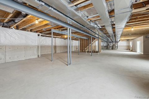 A home in NoviCity_Oakland