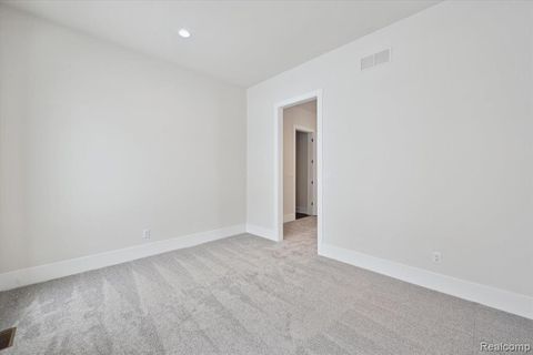 A home in NoviCity_Oakland