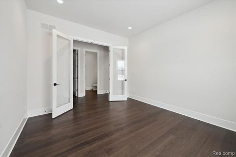 A home in NoviCity_Oakland