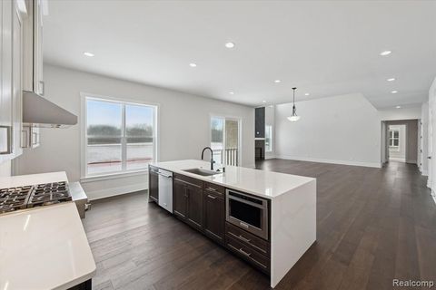 A home in NoviCity_Oakland