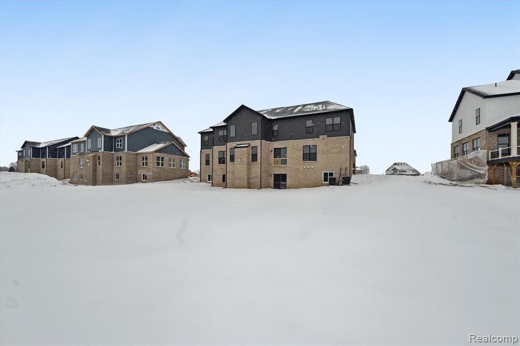 listing image 58