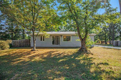 A home in Egelston Twp