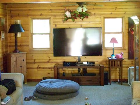 A home in Bloomingdale Twp