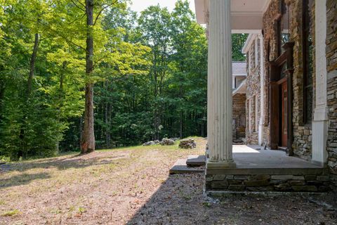 A home in Almira Twp