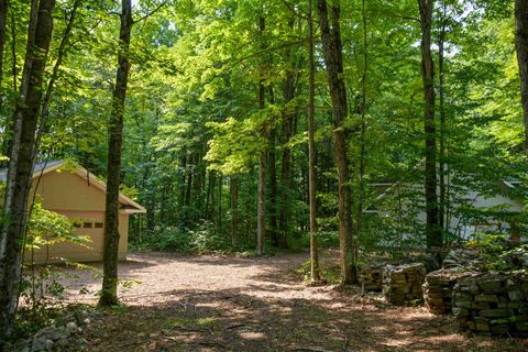 A home in Almira Twp