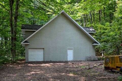 A home in Almira Twp