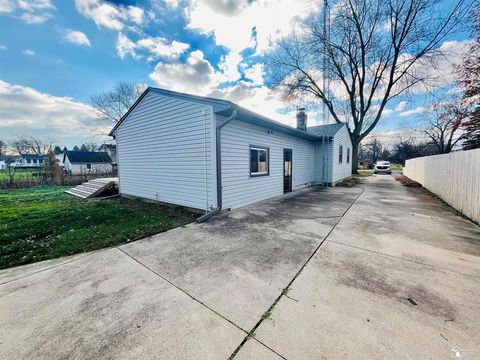 A home in La Salle Twp