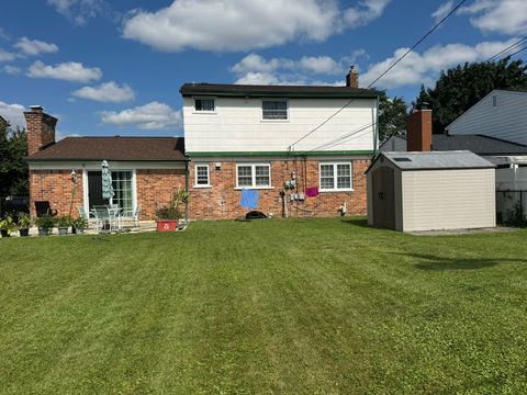 A home in Warren