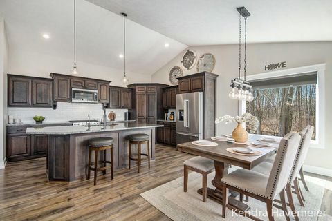 A home in BlendonTownship_Ottawa