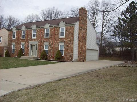 A home in West Bloomfield Twp