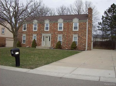 A home in West Bloomfield Twp