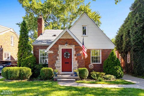 A home in Grosse Pointe Woods