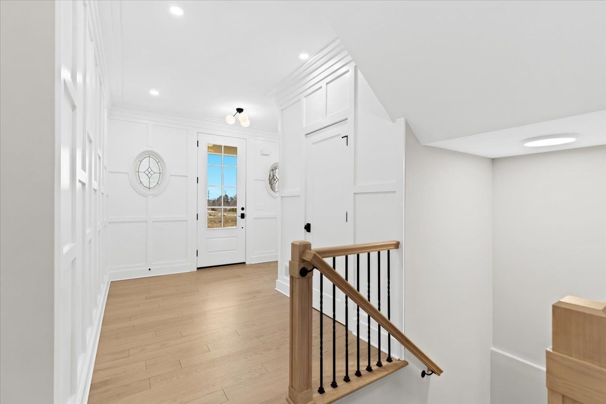 207 MOUNTAIN VIEW LANE