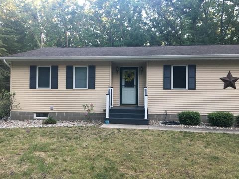 A home in Egelston Twp