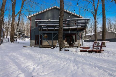 A home in Long Lake Twp