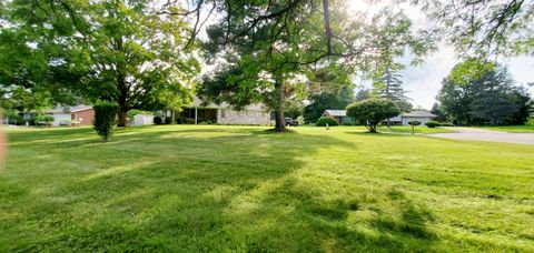 A home in Grand Blanc Twp