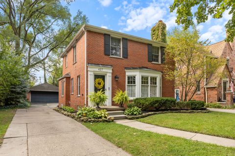 A home in Grosse Pointe Farms