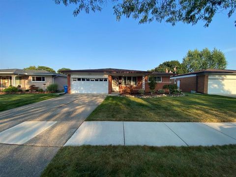 A home in Warren