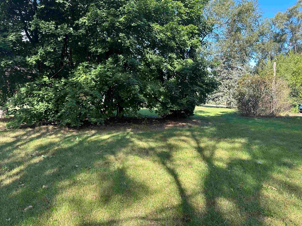 11253 Deer Lake Road