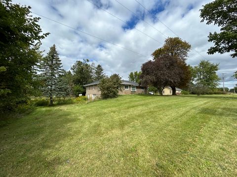 A home in Ravenna Twp