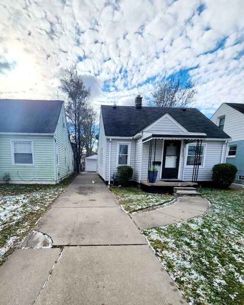 A home in Harper Woods