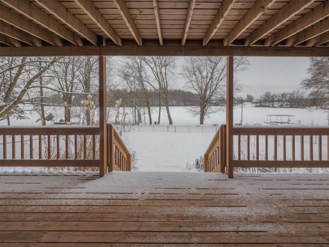 A home in Waverly Twp