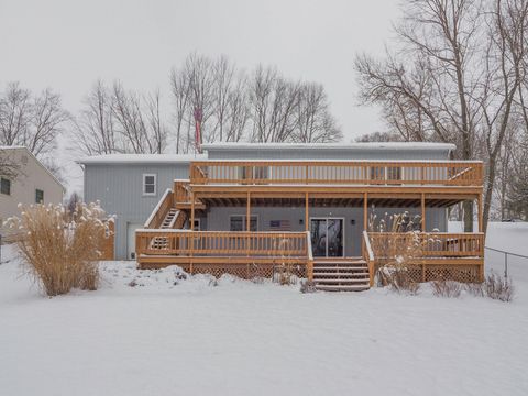 A home in Waverly Twp