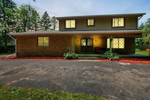 A home in Waterford Twp