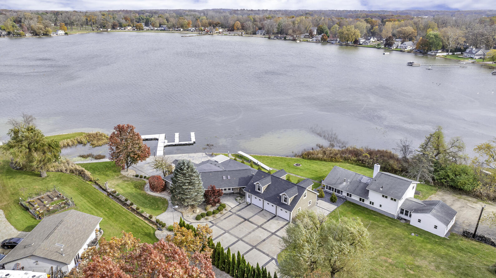 2217 Shady Lane Court