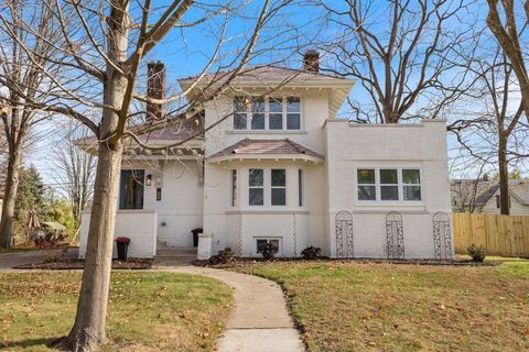 A home in Mt. Clemens