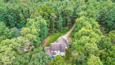 A home in Hartland Twp