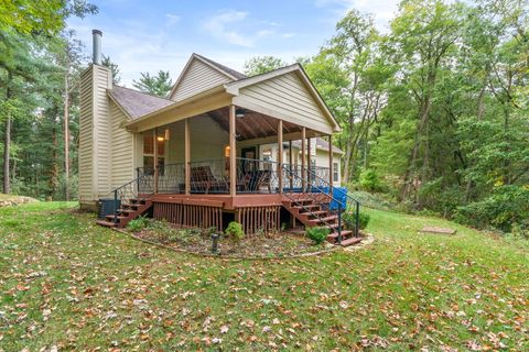 A home in Hartland Twp