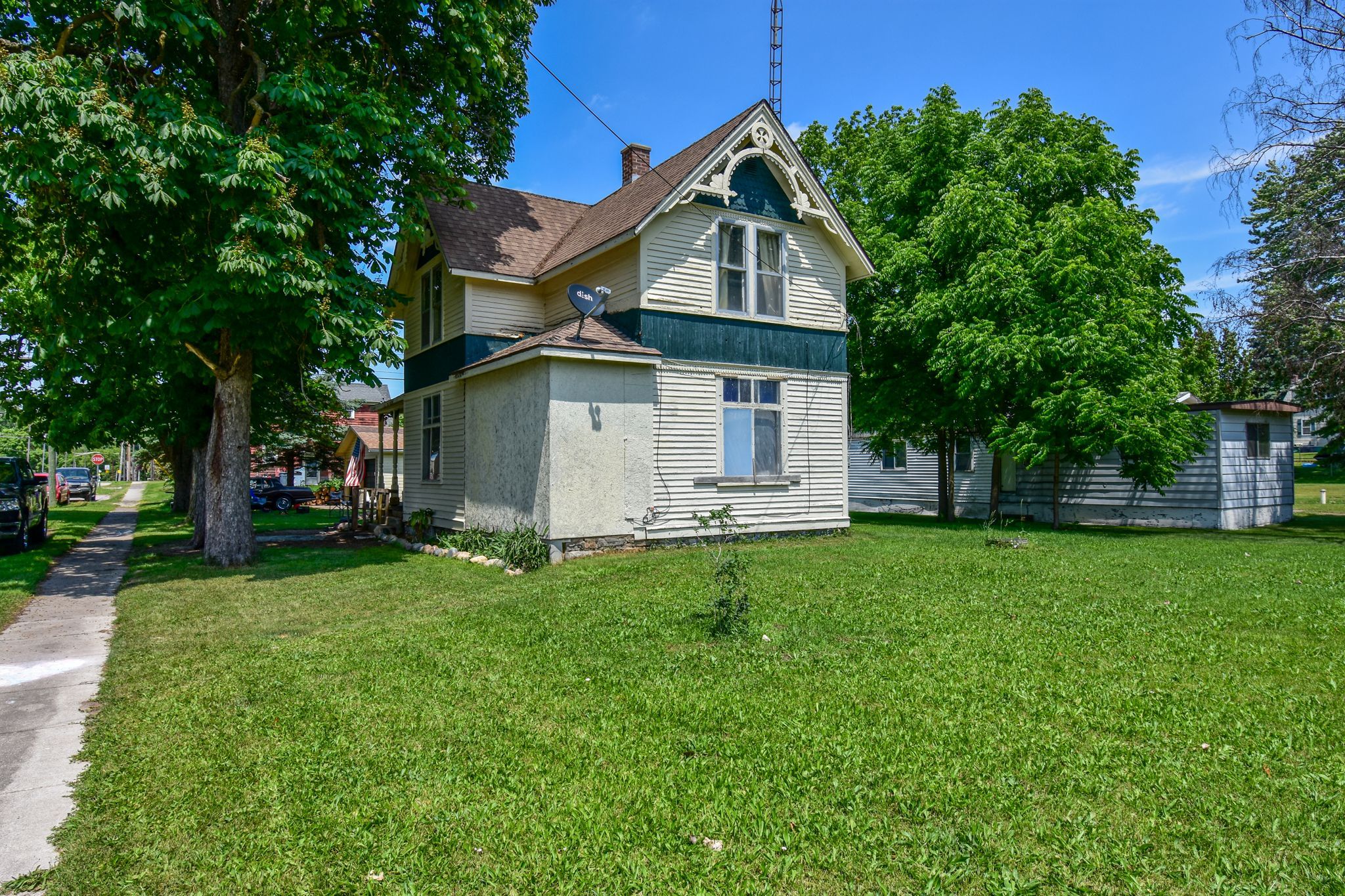 Listing image 1