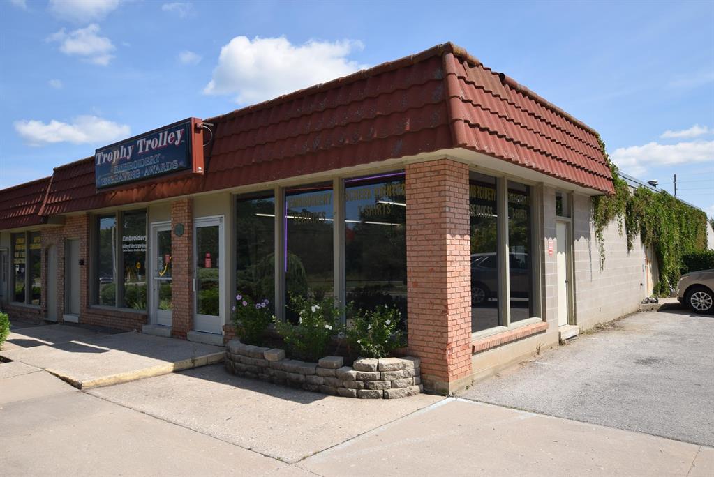 905 Woodmere