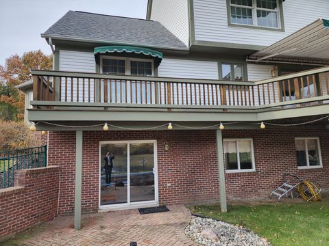 A home in Commerce Twp