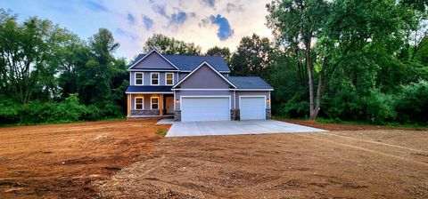 A home in Putnam Twp