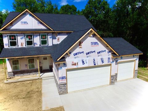 A home in Putnam Twp