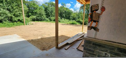 A home in Putnam Twp