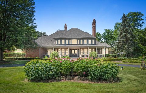 A home in Lyon Twp