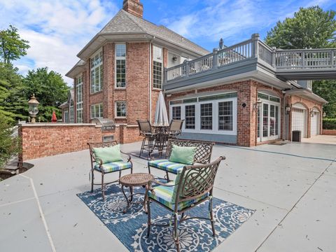 A home in Lyon Twp