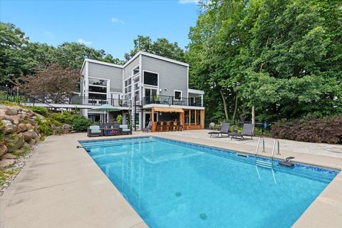 A home in Commerce Twp