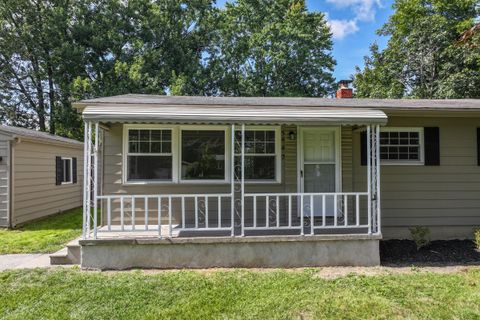 A home in Grand Blanc Twp